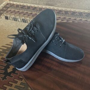 Toms Women's Black Lace-Up Sneakers